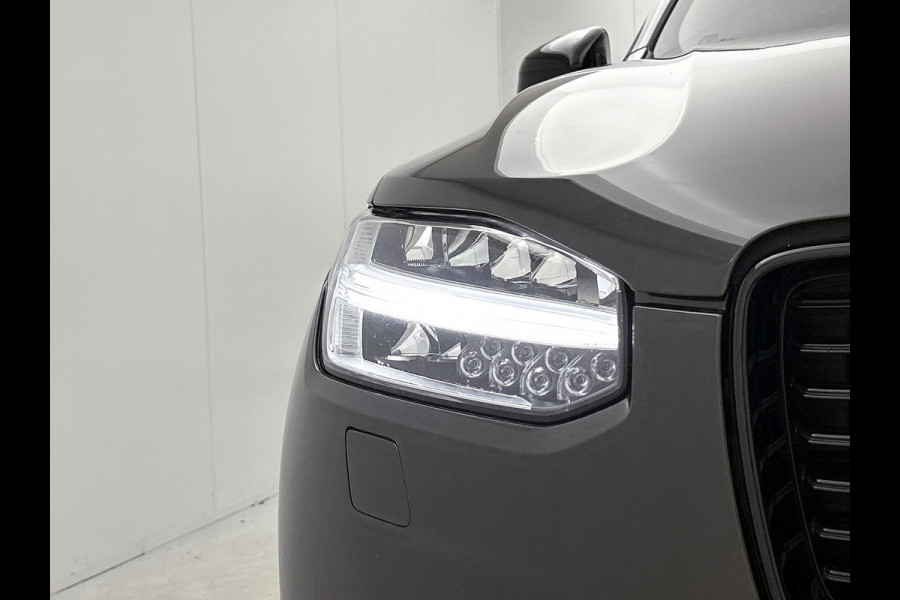 Volvo XC90 2.0 T8 AWD R-Design / SOH 88% / Panoramadak / Trekhaak / Leder-sport / Pdc+Camera / Xenon / 7Pers. / Apk 11-2026