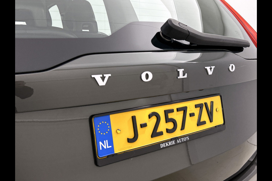 Volvo XC90 2.0 T8 AWD R-Design / SOH 88% / Panoramadak / Trekhaak / Leder-sport / Pdc+Camera / Xenon / 7Pers. / Apk 11-2026