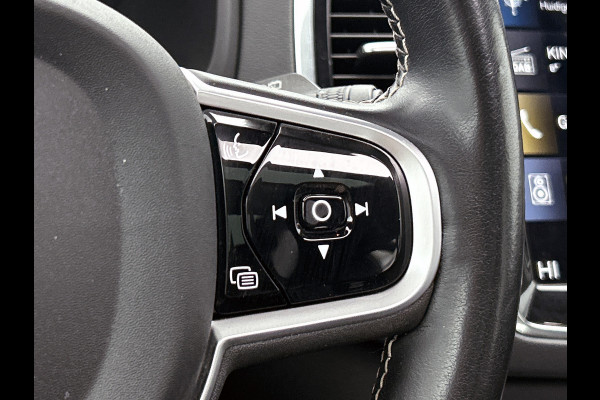 Volvo XC90 2.0 T8 AWD R-Design / SOH 88% / Panoramadak / Trekhaak / Leder-sport / Pdc+Camera / Xenon / 7Pers. / Apk 11-2026