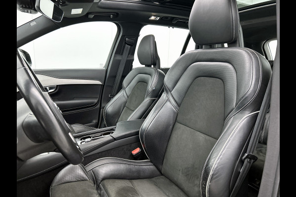 Volvo XC90 2.0 T8 AWD R-Design / SOH 88% / Panoramadak / Trekhaak / Leder-sport / Pdc+Camera / Xenon / 7Pers. / Apk 11-2026