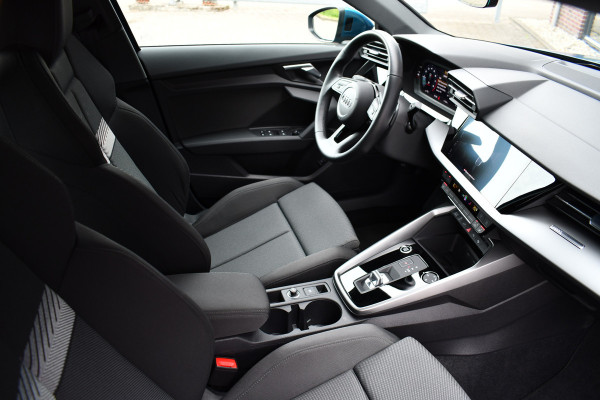 Audi A3 Sportback 40 TFSI e 29dkm | Atollblau | S-zetels | El-klep
