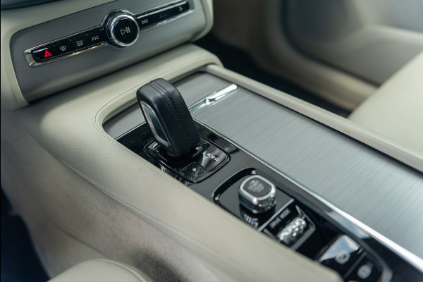 Volvo XC90 T8 Aut. Momentum ACC Parkeercamera 390pk