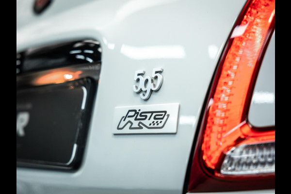 Fiat 500 1.4 T-Jet Abarth 595 Pista | Record Monza uitlaatsysteem | Carplay | Carbon |