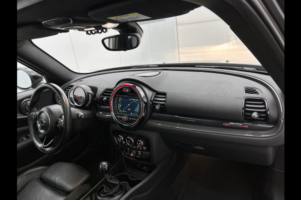 MINI Clubman 1.5 One Business Edition / Airco-ecc / Navigatie / Panorama schuifdak / Leder / Cruise-ctr. / Apk 10-2026