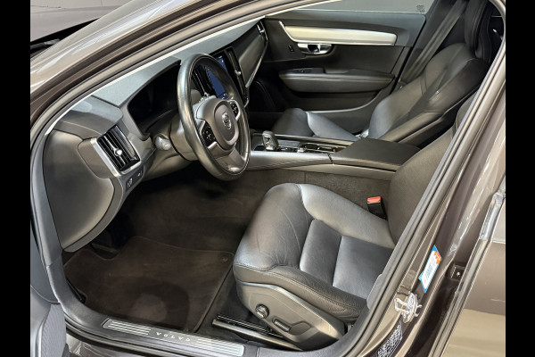 Volvo V90 2.0 B4 Momentum Business | Keyless | Trekhaak | Apple Carplay