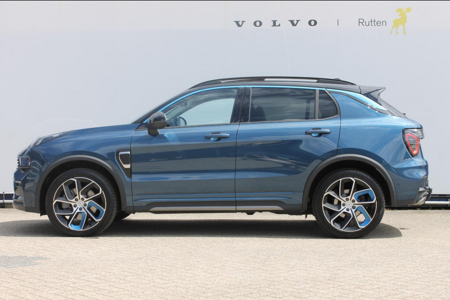Lynk & Co 01 261PK Automaat Adaptieve Cruise Control / Elektrisch verstelbare voorstoelen / BLIS / Stoelverwarming / Climate Control / Parkeersensoren met 360 gradencamera / Regensensor