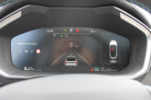 Lynk & Co 01 261PK Automaat Adaptieve Cruise Control / Elektrisch verstelbare voorstoelen / BLIS / Stoelverwarming / Climate Control / Parkeersensoren met 360 gradencamera / Regensensor