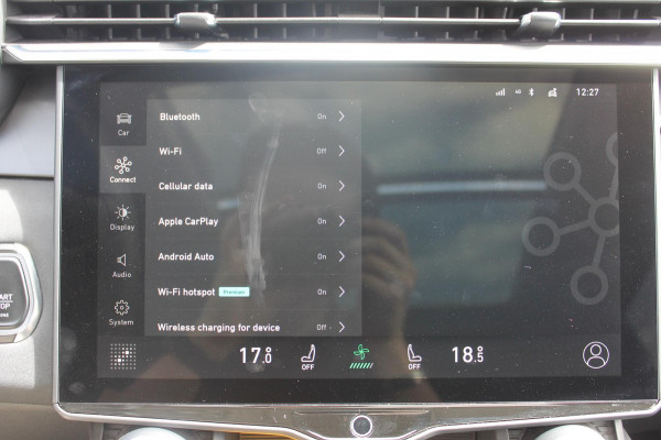 Lynk & Co 01 261PK Automaat Adaptieve Cruise Control / Elektrisch verstelbare voorstoelen / BLIS / Stoelverwarming / Climate Control / Parkeersensoren met 360 gradencamera / Regensensor
