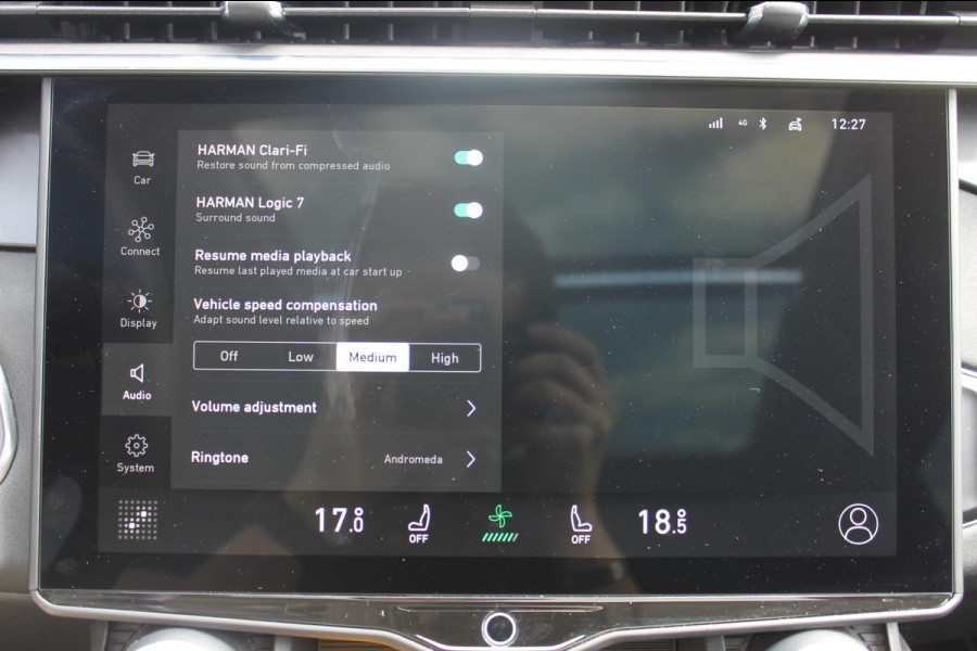 Lynk & Co 01 261PK Automaat Adaptieve Cruise Control / Elektrisch verstelbare voorstoelen / BLIS / Stoelverwarming / Climate Control / Parkeersensoren met 360 gradencamera / Regensensor