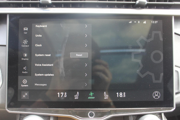 Lynk & Co 01 261PK Automaat Adaptieve Cruise Control / Elektrisch verstelbare voorstoelen / BLIS / Stoelverwarming / Climate Control / Parkeersensoren met 360 gradencamera / Regensensor