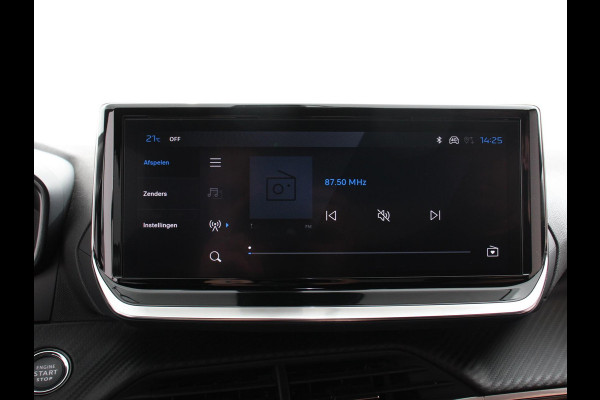 Peugeot e-2008 EV Allure 50 kWh Navigatie Apple Carplay/Android Auto Climate Control Led Parkeer sensoren Cruise Control Stoelverwarming
