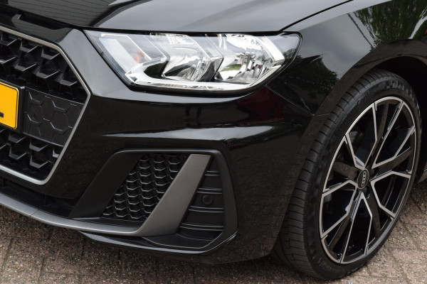 Audi A1 Sportback 25 TFSI|2x S-Line|18"|Carplay|PDC|Stoelverw.|