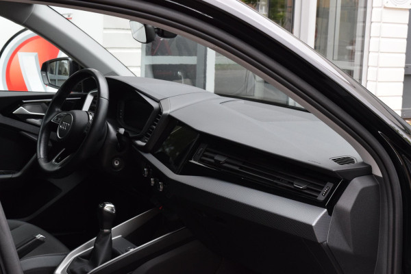 Audi A1 Sportback 25 TFSI|2x S-Line|18"|Carplay|PDC|Stoelverw.|