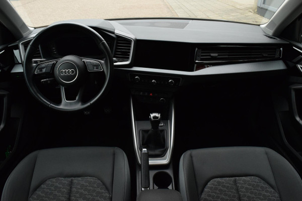 Audi A1 Sportback 25 TFSI|2x S-Line|18"|Carplay|PDC|Stoelverw.|