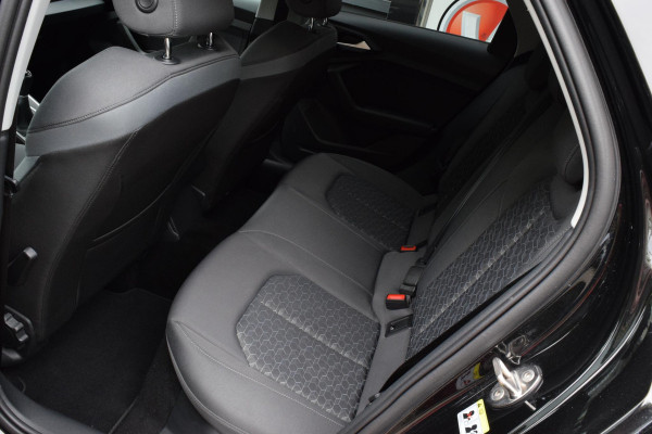 Audi A1 Sportback 25 TFSI|2x S-Line|18"|Carplay|PDC|Stoelverw.|