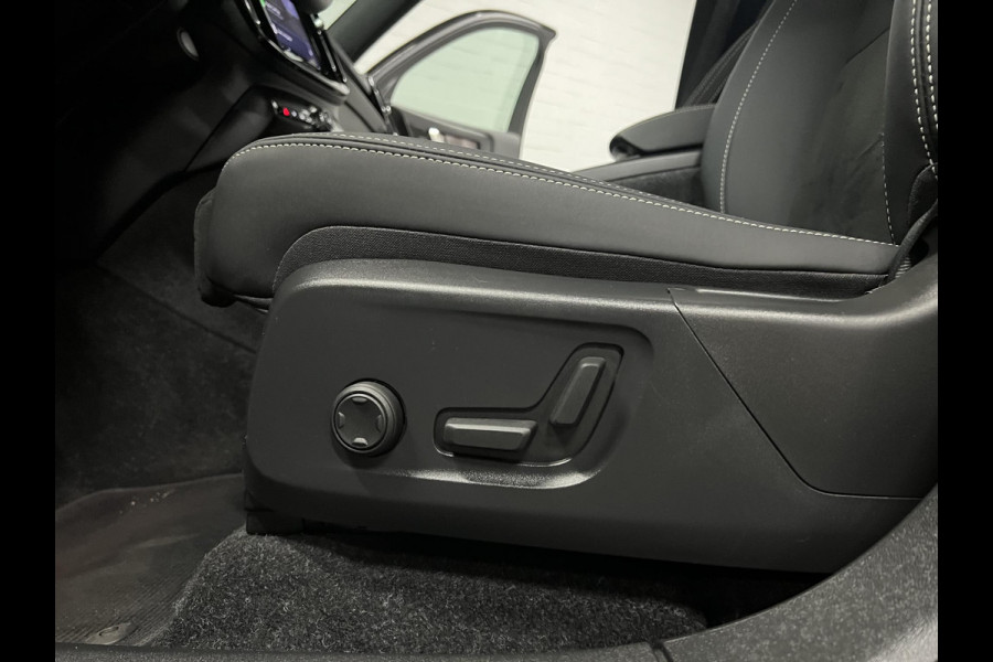 Volvo XC40 Single Motor Ultimate Adapt. cruise control | Open dak | 360 camera | Stoel-/stuurverwaming |  Harman & Kardon | Memory | Keyless | 20" wielen