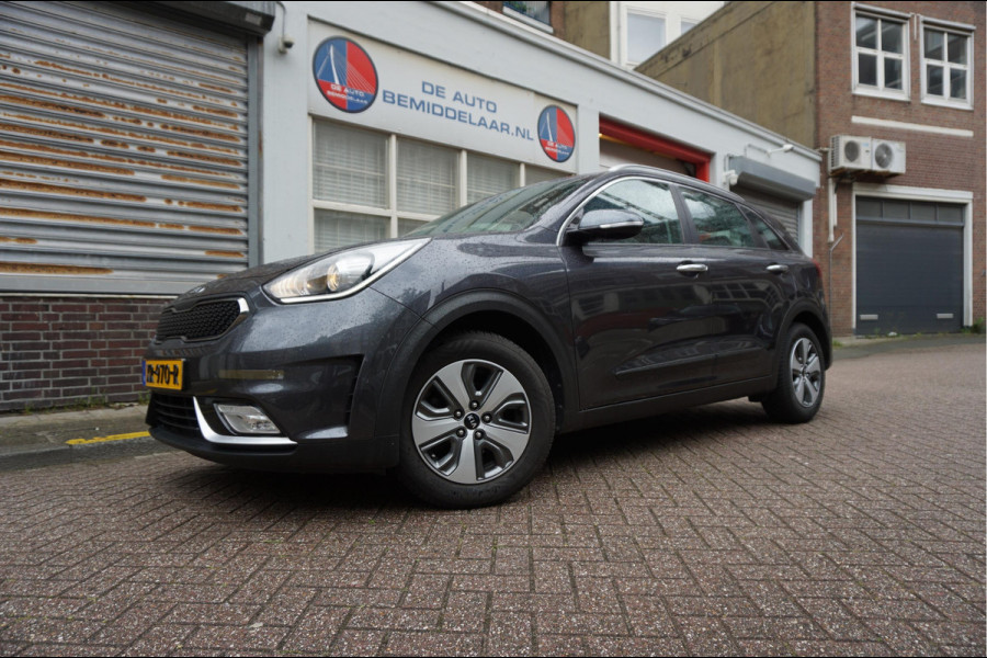 Kia Niro 1.6 GDi Hybrid DynamicLine Aut6 | LEER/ stof | Cruise + Lane | Apple Carplay/ Android Auto | 4/26 dealer beurt gehad |