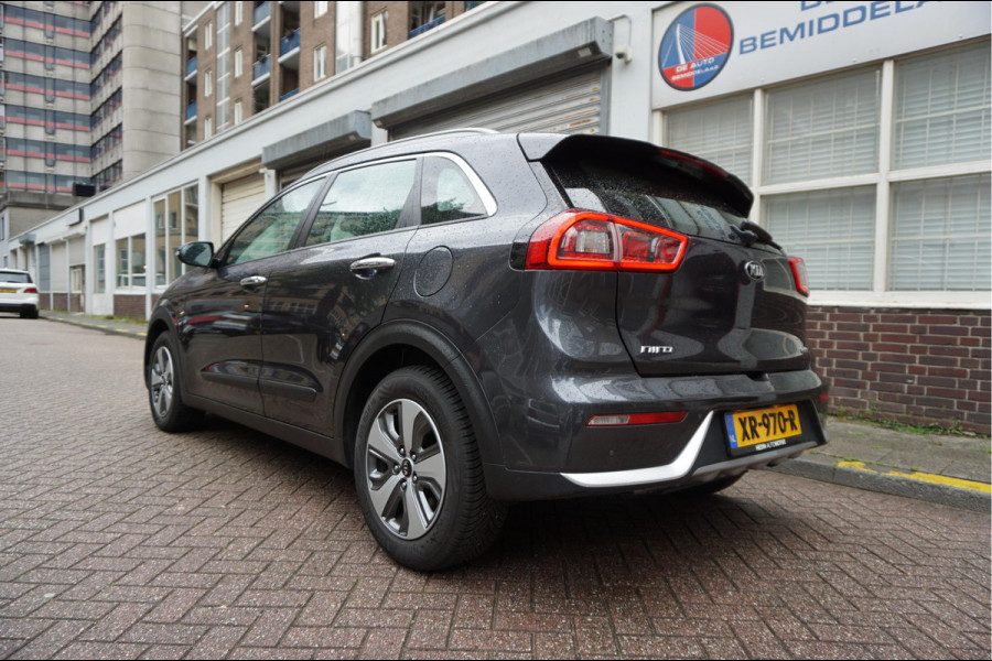 Kia Niro 1.6 GDi Hybrid DynamicLine Aut6 | LEER/ stof | Cruise + Lane | Apple Carplay/ Android Auto | 4/26 dealer beurt gehad |