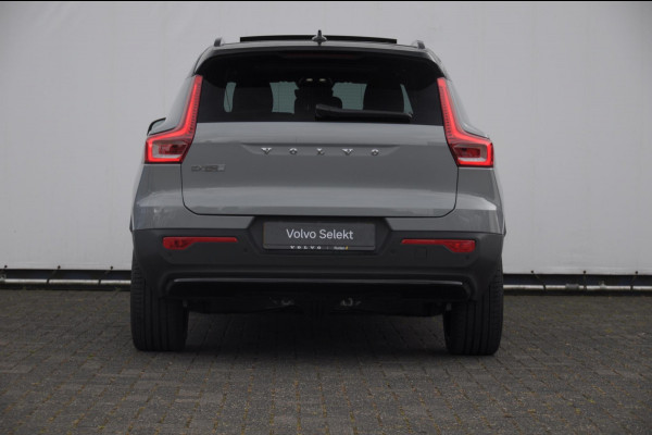 Volvo EX40 252PK Automaat Single Motor Extended Range Plus Panoramadak / Apple Carplay / Android Auto / Harman kardon audio / Adaptive cruise control / Pilot assist / Lichtmetalen velgen /