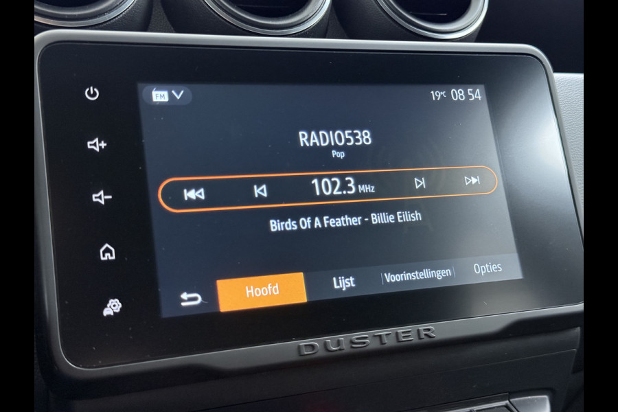Dacia Duster 1.3TCe 131PK Prestige Trekhaak Navi Camera Apple Carplay Android Auto Ecc Bluetooth Cruise Control Pdc Dodehoek Signalering Isofix Privacy Glas Sidesteps Lmv ESP 1.500KG Trekgewicht Origineel Nederlandse Auto