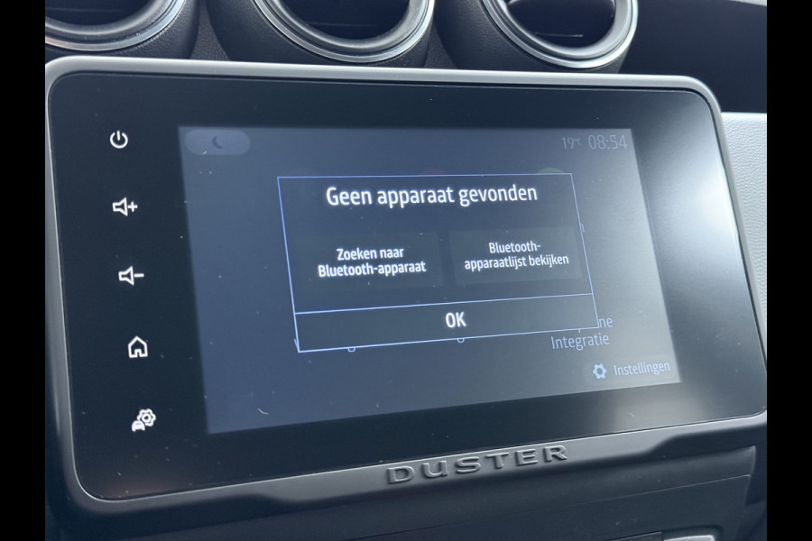 Dacia Duster 1.3TCe 131PK Prestige Trekhaak Navi Camera Apple Carplay Android Auto Ecc Bluetooth Cruise Control Pdc Dodehoek Signalering Isofix Privacy Glas Sidesteps Lmv ESP 1.500KG Trekgewicht Origineel Nederlandse Auto