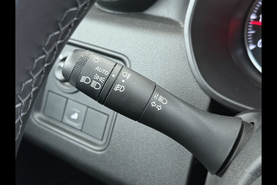 Dacia Duster 1.3TCe 131PK Prestige Trekhaak Navi Camera Apple Carplay Android Auto Ecc Bluetooth Cruise Control Pdc Dodehoek Signalering Isofix Privacy Glas Sidesteps Lmv ESP 1.500KG Trekgewicht Origineel Nederlandse Auto