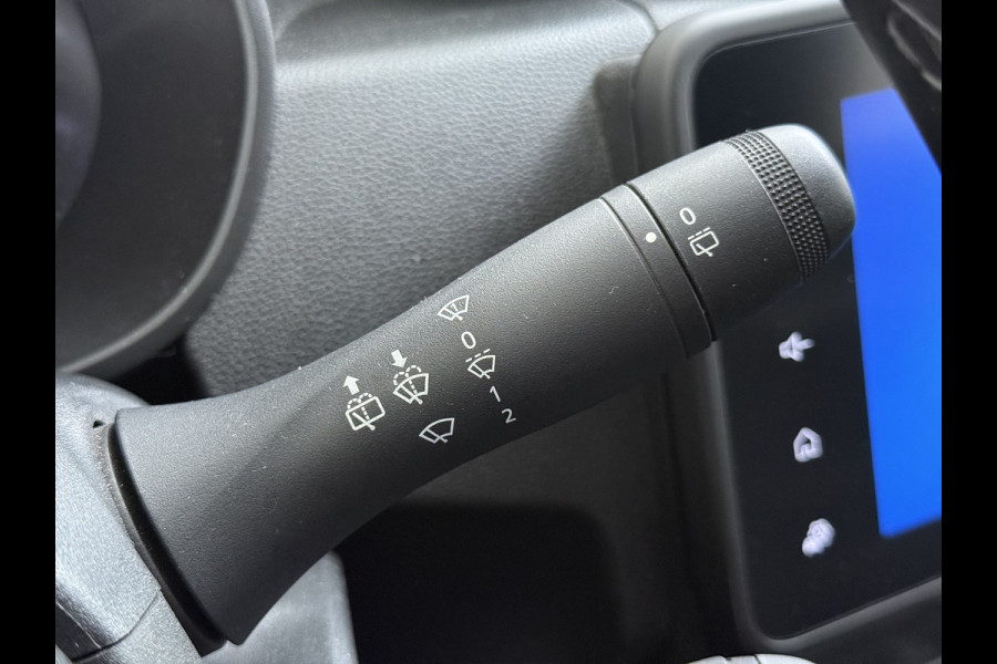 Dacia Duster 1.3TCe 131PK Prestige Trekhaak Navi Camera Apple Carplay Android Auto Ecc Bluetooth Cruise Control Pdc Dodehoek Signalering Isofix Privacy Glas Sidesteps Lmv ESP 1.500KG Trekgewicht Origineel Nederlandse Auto