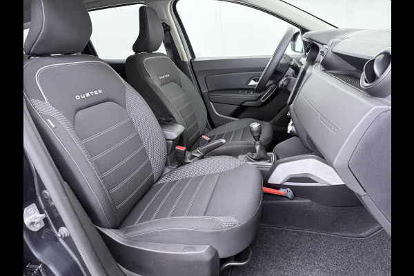 Dacia Duster 1.3TCe 131PK Prestige Trekhaak Navi Camera Apple Carplay Android Auto Ecc Bluetooth Cruise Control Pdc Dodehoek Signalering Isofix Privacy Glas Sidesteps Lmv ESP 1.500KG Trekgewicht Origineel Nederlandse Auto