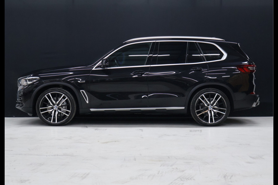 BMW X5 xDrive45e M Sport [LUCHTVERING, SCHUIFKANTELDAK, APPLE CARPLAY, MEMORY SEATS, CAMERA, ADAPTIVE CRUISE, STOELVERWARMING, ELEK. ACHTERKLEP,  NAVIGATIE, NIEUWSTAAT]
