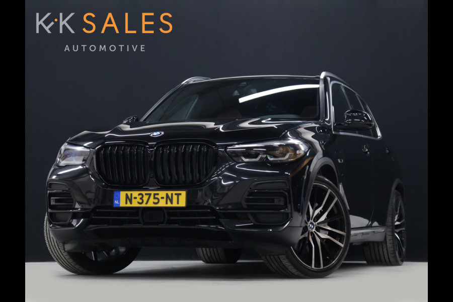 BMW X5 xDrive45e M Sport [LUCHTVERING, SCHUIFKANTELDAK, APPLE CARPLAY, MEMORY SEATS, CAMERA, ADAPTIVE CRUISE, STOELVERWARMING, ELEK. ACHTERKLEP,  NAVIGATIE, NIEUWSTAAT]