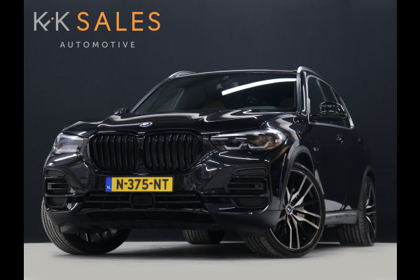 BMW X5 xDrive45e M Sport [LUCHTVERING, SCHUIFKANTELDAK, APPLE CARPLAY, MEMORY SEATS, CAMERA, ADAPTIVE CRUISE, STOELVERWARMING, ELEK. ACHTERKLEP,  NAVIGATIE, NIEUWSTAAT]