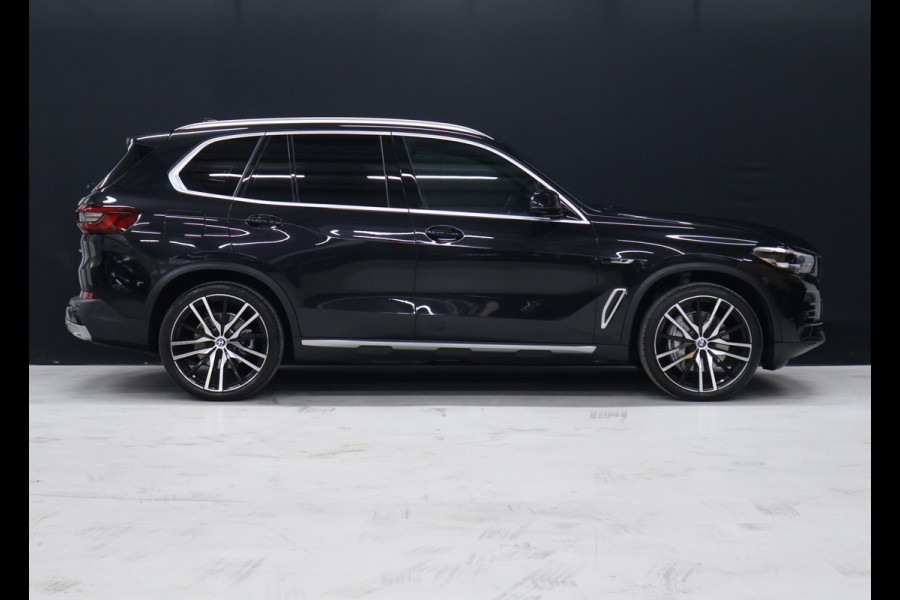 BMW X5 xDrive45e M Sport [LUCHTVERING, SCHUIFKANTELDAK, APPLE CARPLAY, MEMORY SEATS, CAMERA, ADAPTIVE CRUISE, STOELVERWARMING, ELEK. ACHTERKLEP,  NAVIGATIE, NIEUWSTAAT]