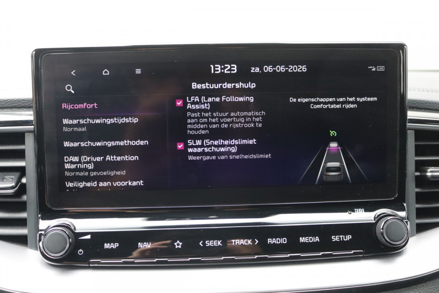 Kia Xceed 1.5 T-GDI 160PK Automaat Black Edition Memory-stoel/Elektr.-klep/Winter-pack