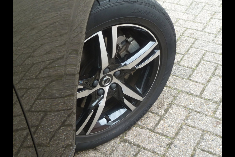 Volvo XC60 2.0 T6 Plug-in hybrid AWD R-Design|Panodak|Memory|Sportstoelen|Keyless-Entry|Facelift 12-2021|