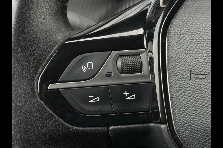 Peugeot 2008 1.2 PureTech Allure / 3D COCKPIT / CAMERA / CAM