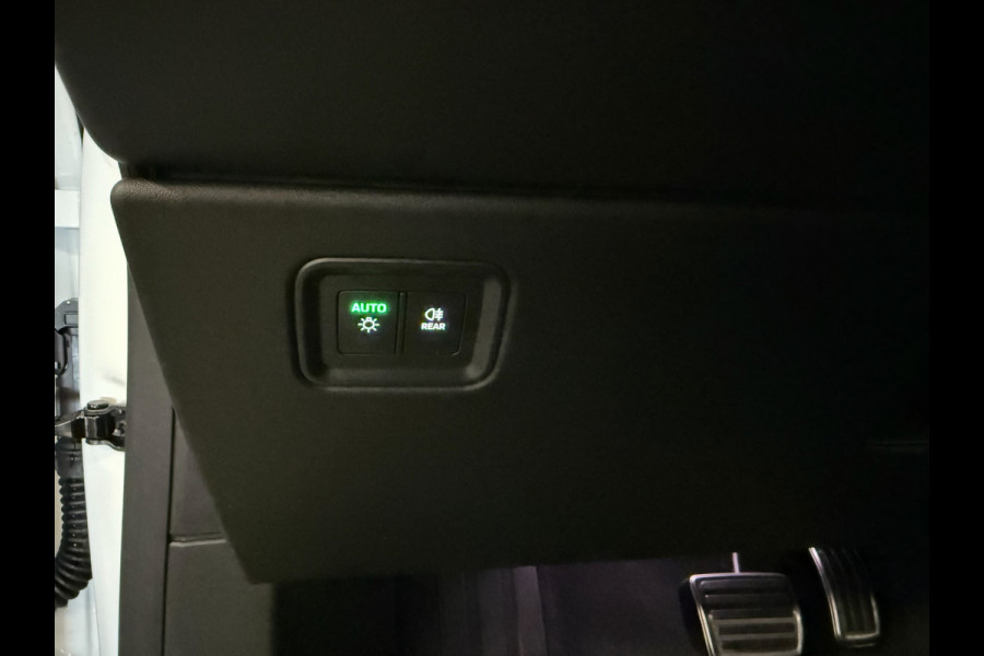 Porsche Macan 4S 100kWh 449PK-SOH 97%-LUCHTV.-PANO-HEAD UP-MATRIX-STOELEN 14 VOUDIG-VIERWIELSTURING-TREKHAAK