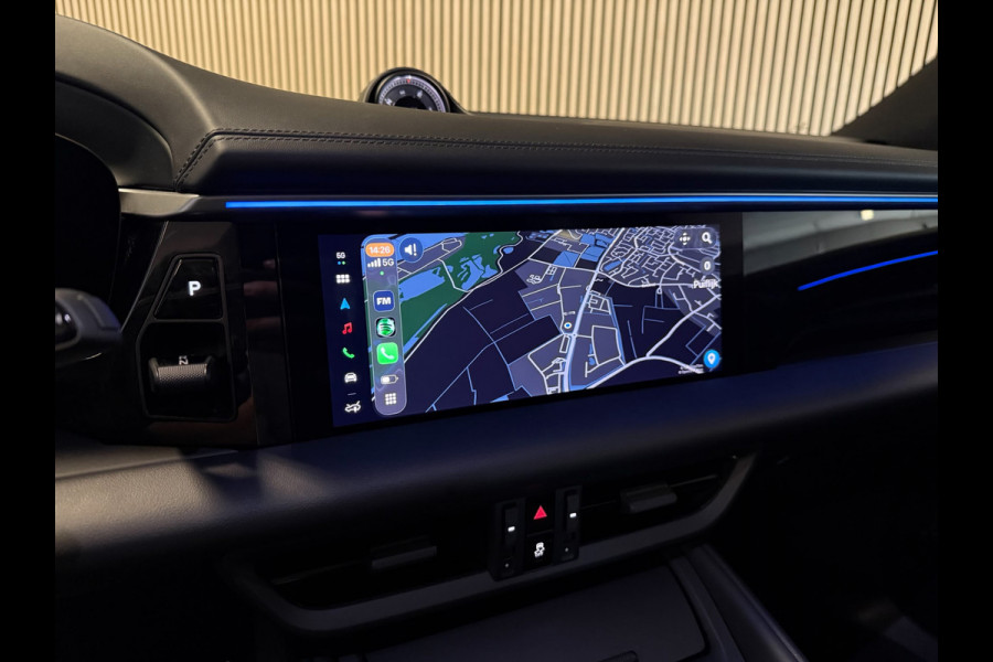 Porsche Macan 4S 100kWh 449PK-SOH 97%-LUCHTV.-PANO-HEAD UP-MATRIX-STOELEN 14 VOUDIG-VIERWIELSTURING-TREKHAAK