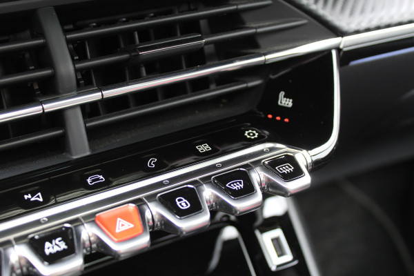 Peugeot 2008 1.2 PureTech 130PK GT-Line Automaat | 3D Cockpit | Leder | Panoramadak | Massage
