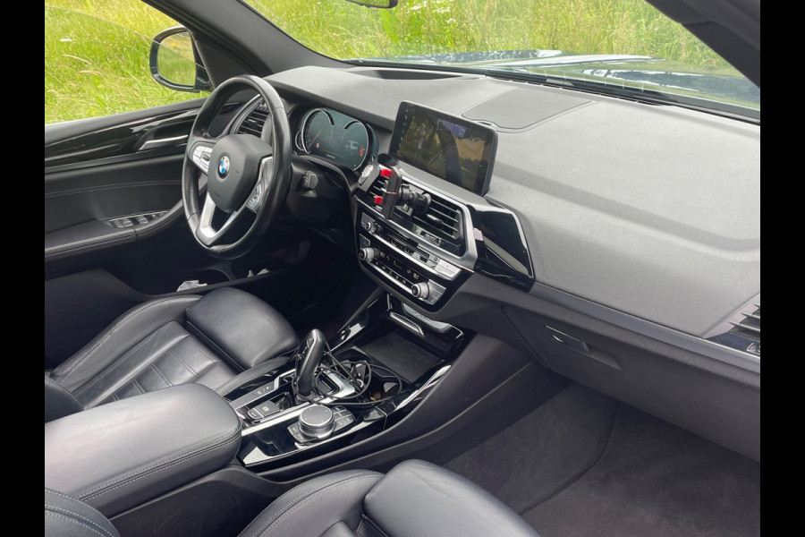 BMW X3 XDrive20i High Executive Automaat Panorama