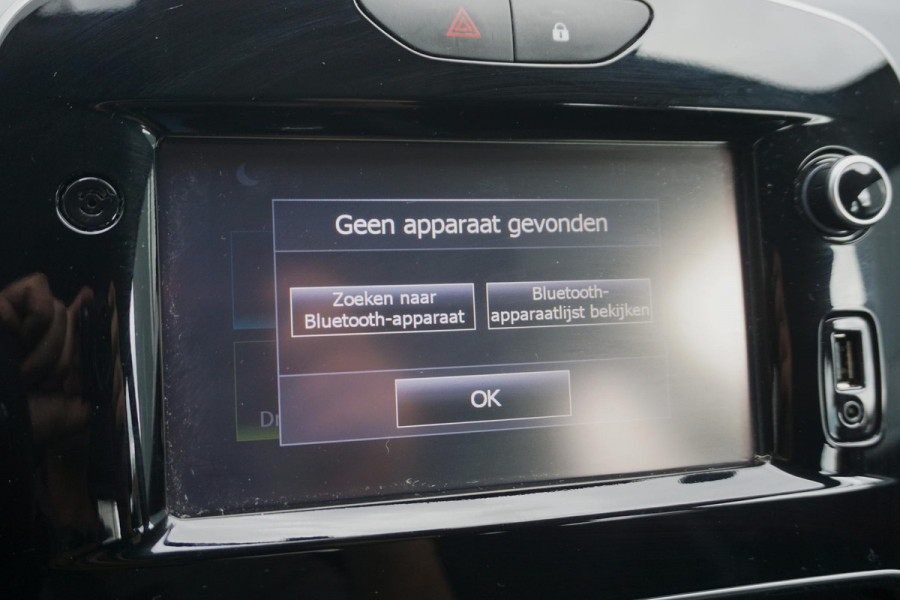 Renault Clio Estate 0.9 TCe Zen/Trekhaak(1200kg)/Dealeronderhouden/ Rijklaarprijs incl.garantie.
