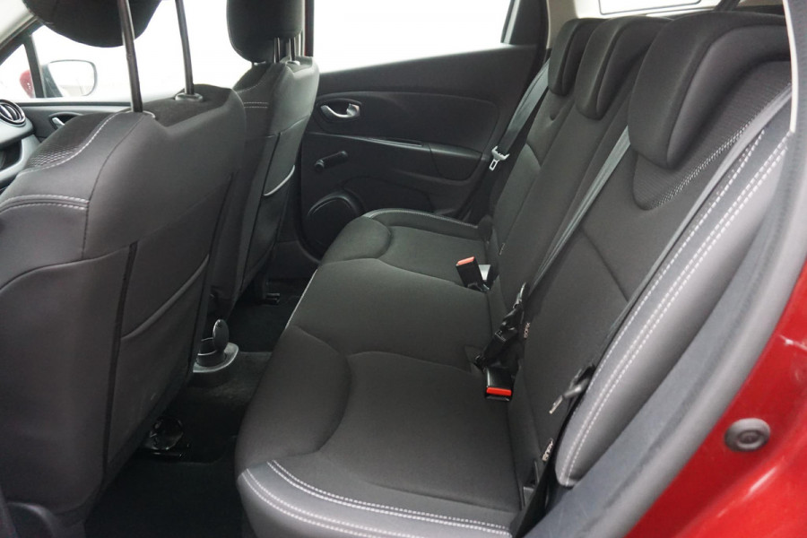 Renault Clio Estate 0.9 TCe Zen/Trekhaak(1200kg)/Dealeronderhouden/ Rijklaarprijs incl.garantie.