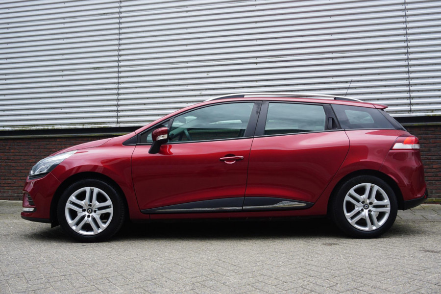 Renault Clio Estate 0.9 TCe Zen/Trekhaak(1200kg)/Dealeronderhouden/ Rijklaarprijs incl.garantie.