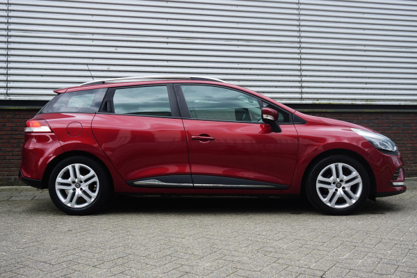 Renault Clio Estate 0.9 TCe Zen/Trekhaak(1200kg)/Dealeronderhouden/ Rijklaarprijs incl.garantie.