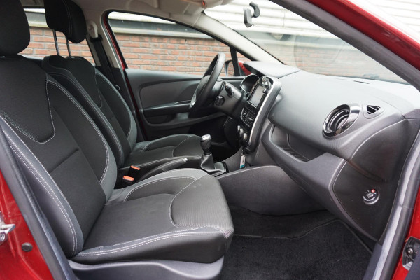 Renault Clio Estate 0.9 TCe Zen/Trekhaak(1200kg)/Dealeronderhouden/ Rijklaarprijs incl.garantie.