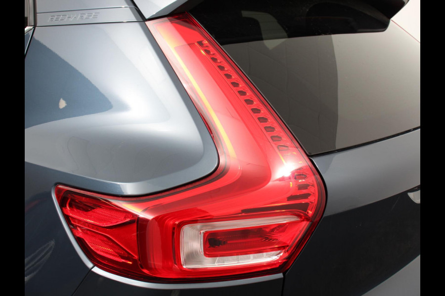 Volvo XC40 1.5 T4 Recharge Inscription Navigatie Apple Carplay/ Android Auto Camera Parkeersensoren achter Adaptive Cruise Control Full Led Virtual Cockpit Climate Control Lichtmetalen velgen