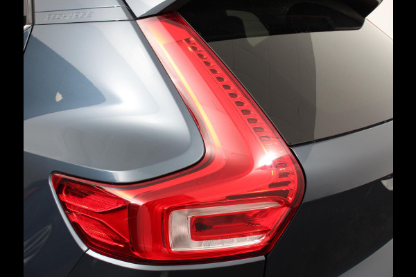 Volvo XC40 1.5 T4 Recharge Inscription Navigatie Apple Carplay/ Android Auto Camera Parkeersensoren achter Adaptive Cruise Control Full Led Virtual Cockpit Climate Control Lichtmetalen velgen