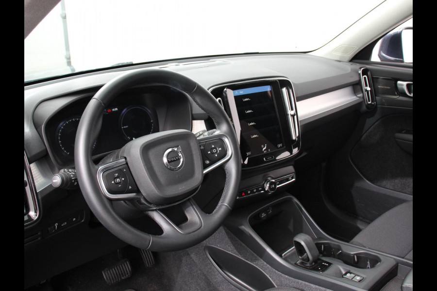 Volvo XC40 1.5 T4 Recharge Inscription Navigatie Apple Carplay/ Android Auto Camera Parkeersensoren achter Adaptive Cruise Control Full Led Virtual Cockpit Climate Control Lichtmetalen velgen