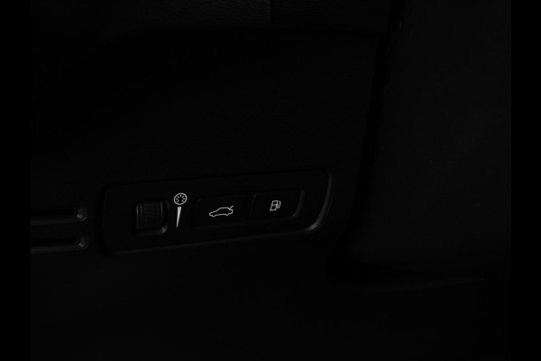 Volvo XC40 1.5 T4 Recharge Inscription Navigatie Apple Carplay/ Android Auto Camera Parkeersensoren achter Adaptive Cruise Control Full Led Virtual Cockpit Climate Control Lichtmetalen velgen