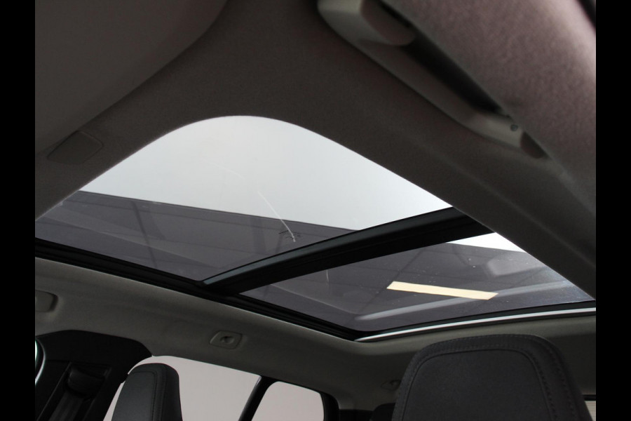Volvo XC40 1.5 T4 Recharge Inscription Navigatie Apple Carplay/ Android Auto Camera Parkeersensoren achter Adaptive Cruise Control Full Led Virtual Cockpit Climate Control Lichtmetalen velgen