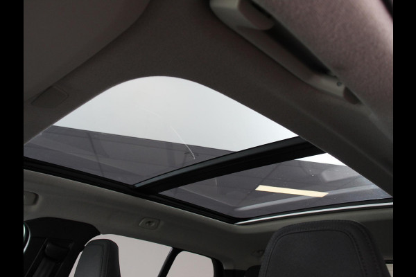 Volvo XC40 1.5 T4 Recharge Inscription Navigatie Apple Carplay/ Android Auto Camera Parkeersensoren achter Adaptive Cruise Control Full Led Virtual Cockpit Climate Control Lichtmetalen velgen
